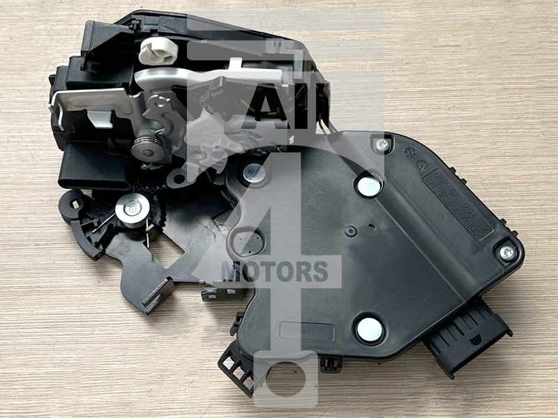 Door lock (front, left) FDL0801